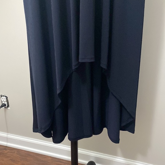 Michael Kors Navy skirt - Picture 2 of 3